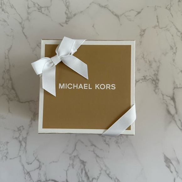 Michael Kors XS Gift Box for Watches & Jewelry - Picture 2 of 6